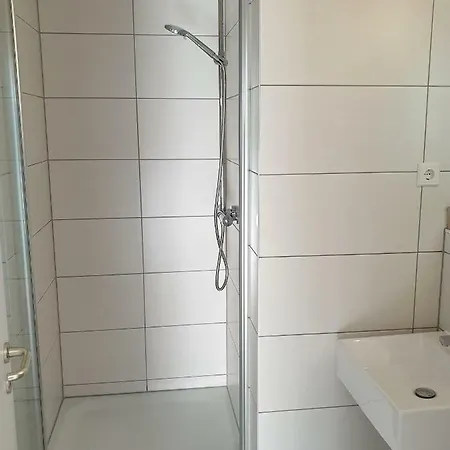 Lejlighed Vm13: Meerblick + Balkon + 2019 Renoviert = Urlaub *